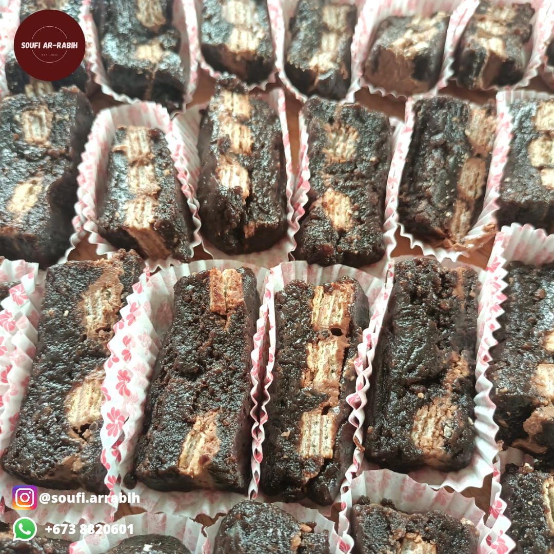 Premium Kek Batik KitKat (Set)