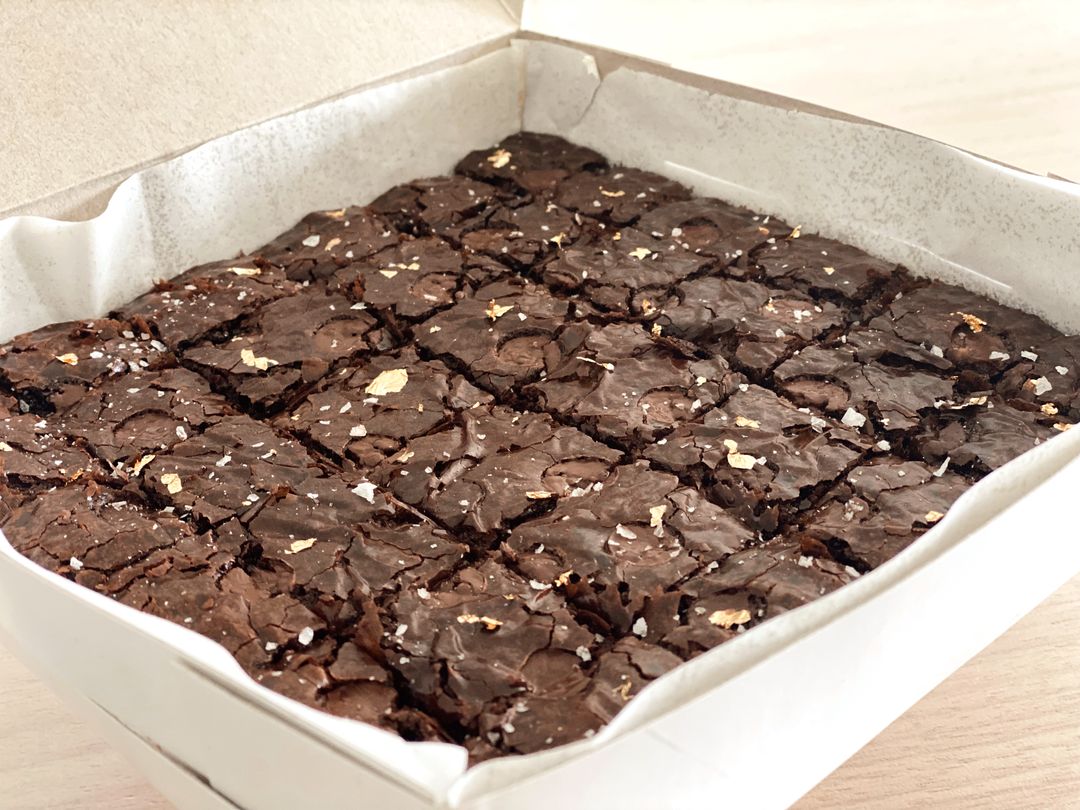 Sea salt golden brownies