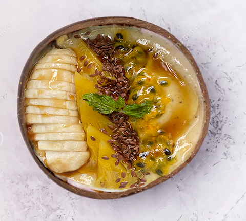 Golden Smoothie Bowl