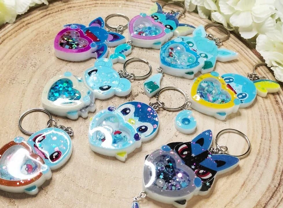 Pokémon keychain ( Team Blue )