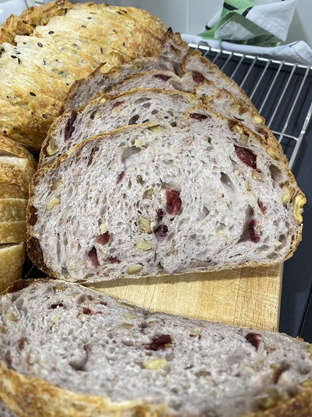 Cranberry Walnut Sourdough 蔓越莓核桃欧包