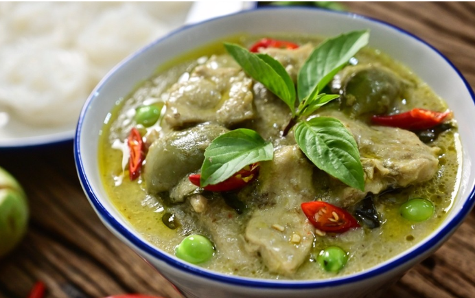Special Thai Green Curry (chicken) w/ rice