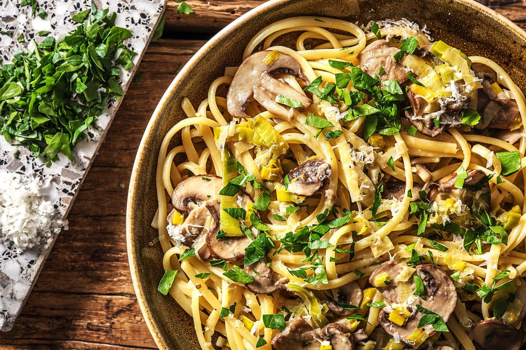 Leek and mushroom pasta