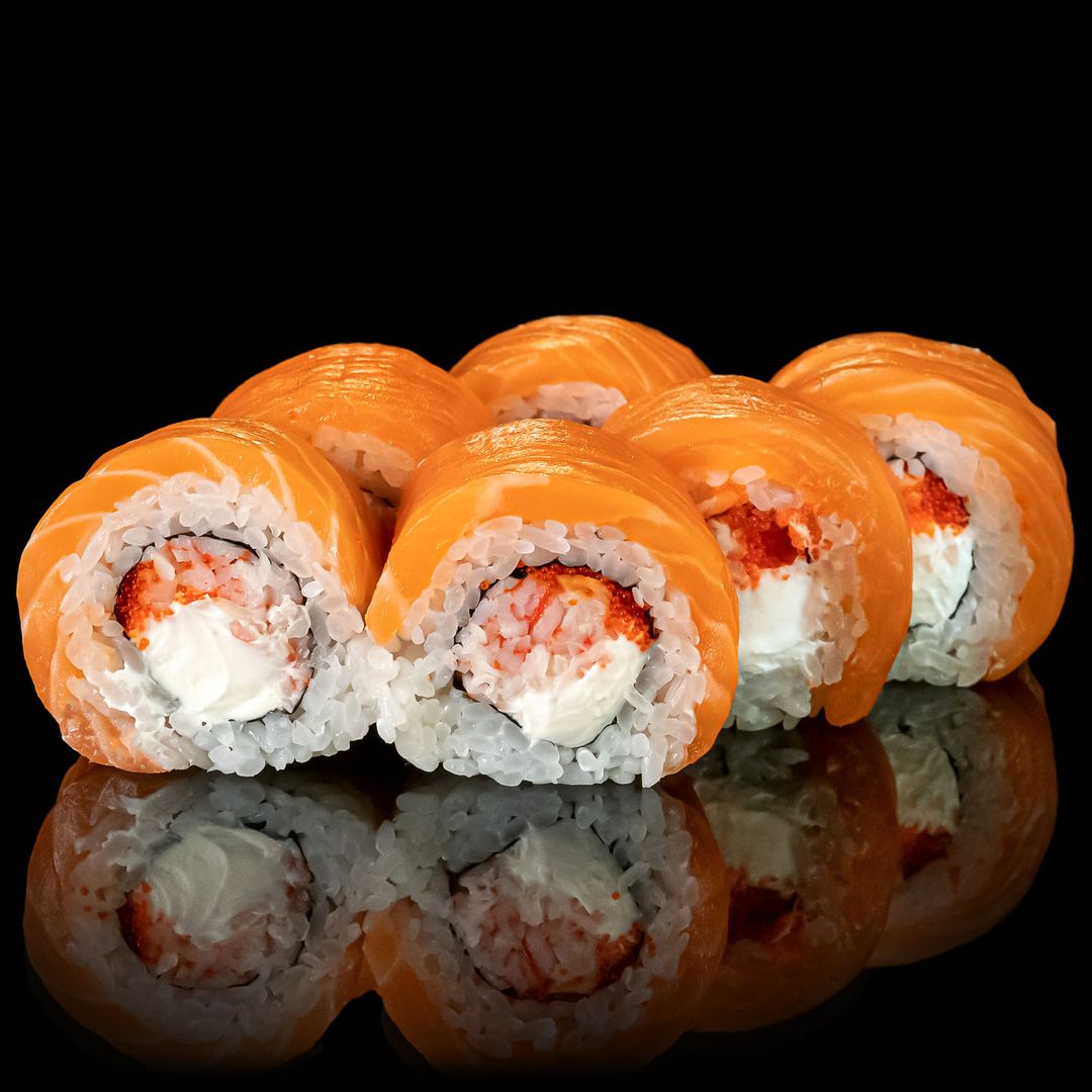 Salmon crab roll