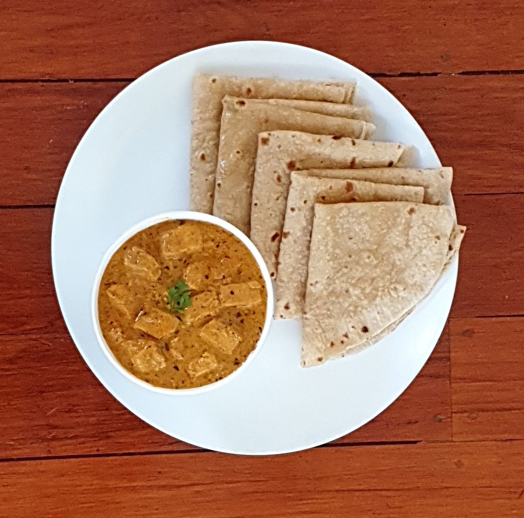 PANEER LABABDAR + ROTI (4 pcs)