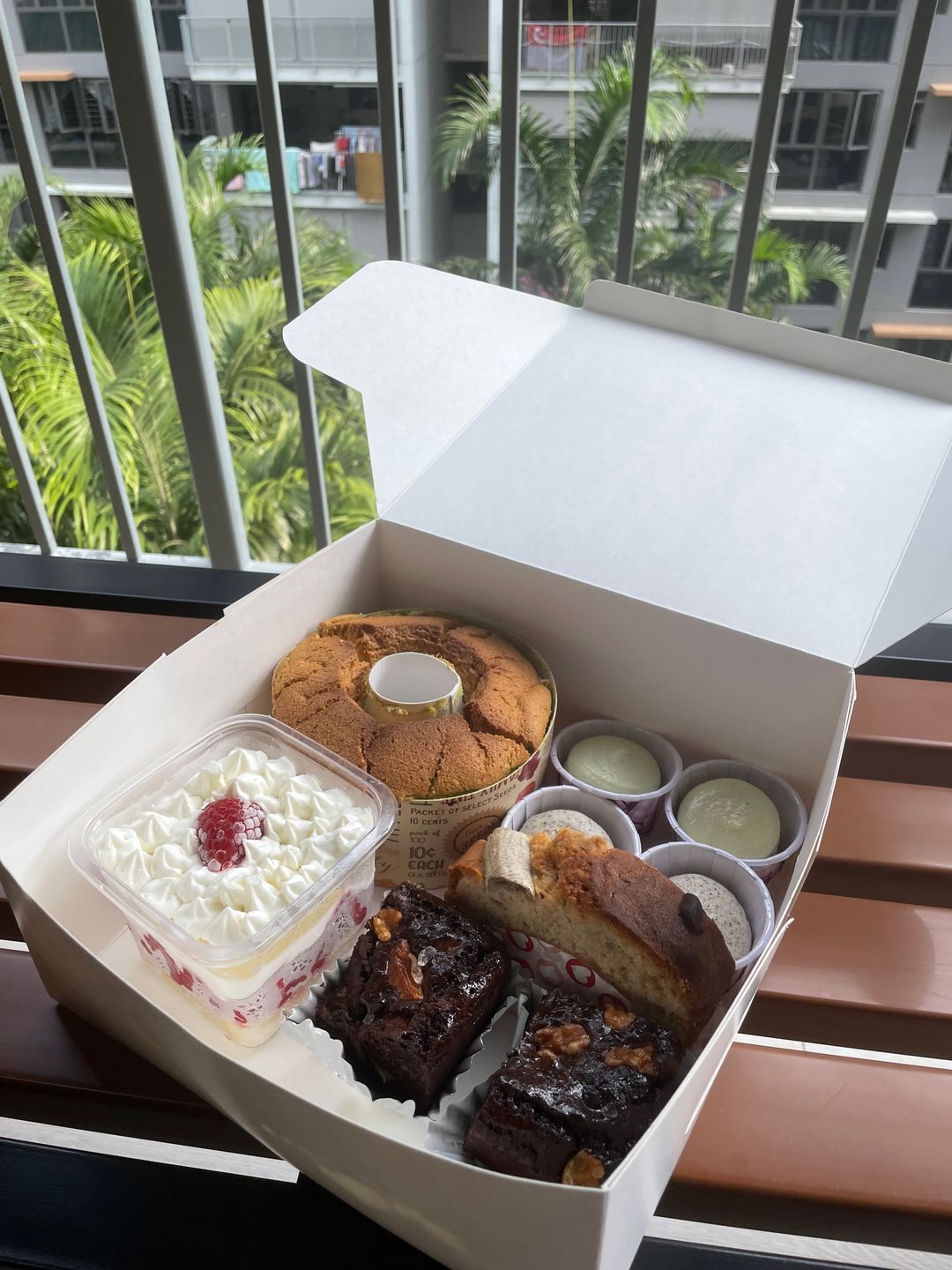 Tasting Dessert Box 