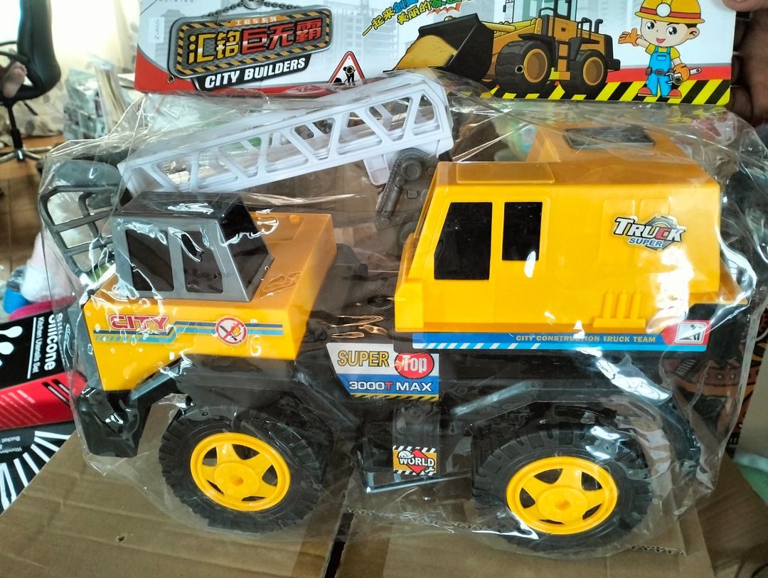 Kids firefighters truck (large)