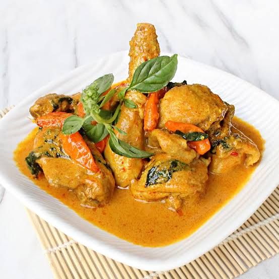 Ayam Tuturuga (Tuturuga Chicken), 500g