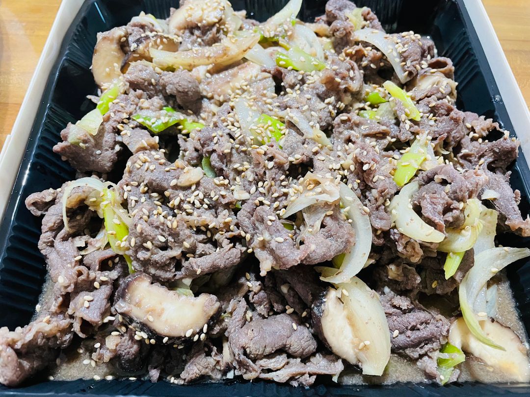 불고기 Uncooked beef bulgogi