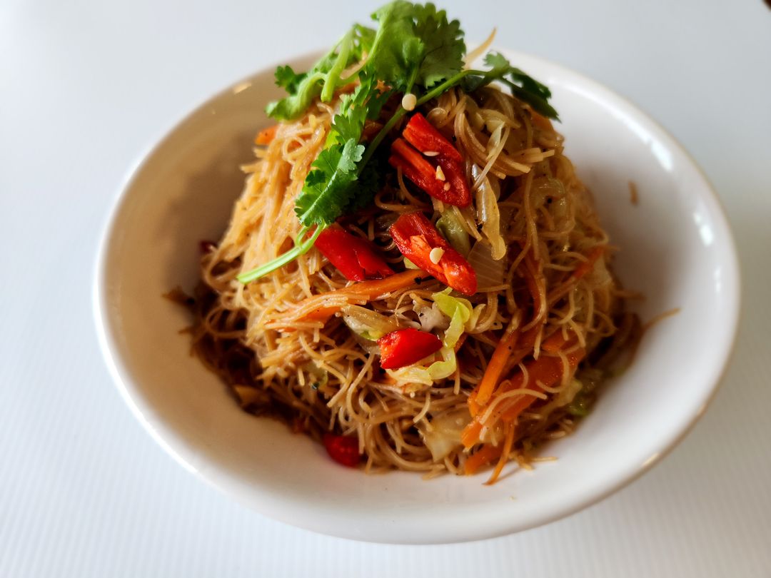 Pork Trotter Fried Bee Hoon（猪脚炒米粉）