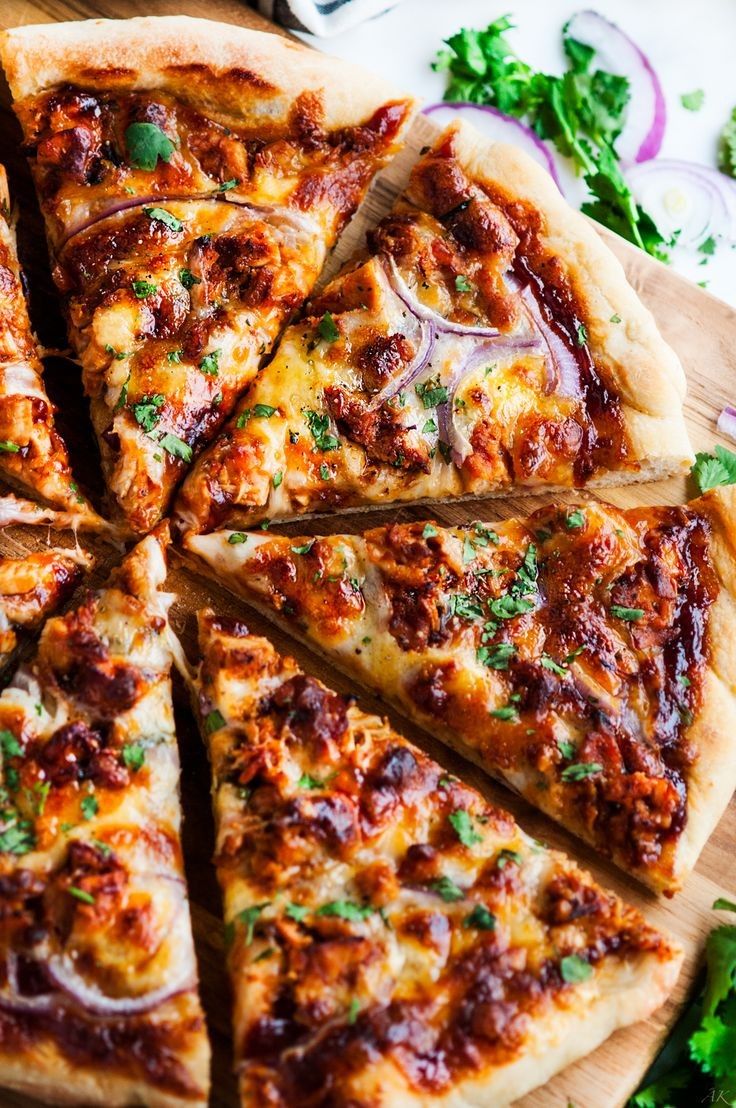 BARBEQUE CHICKEN PIZZA (LARGE)