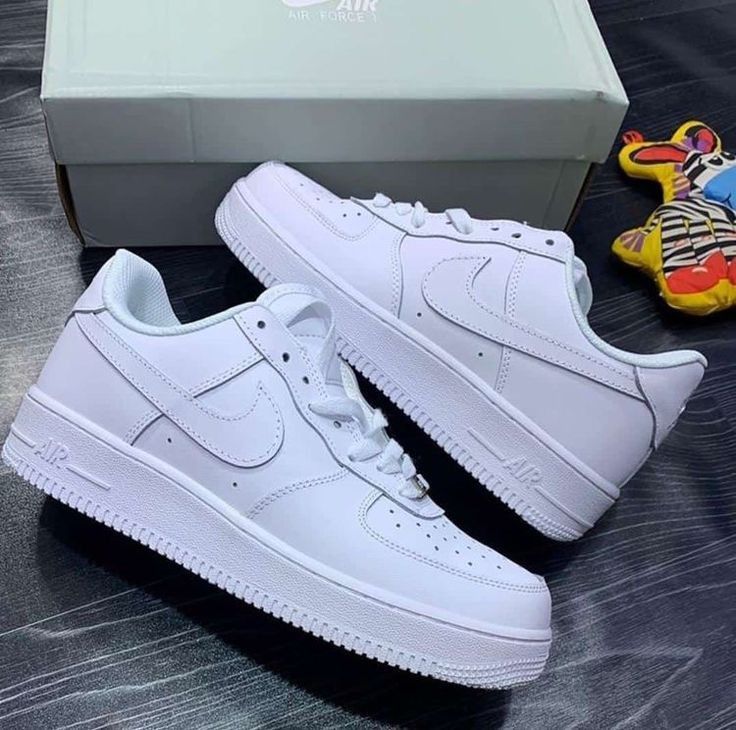 Unisex Nike Sneakers