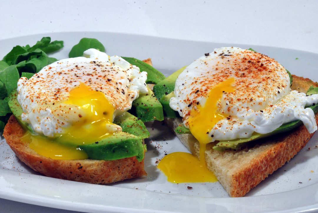 Poached Eggs with Avocado