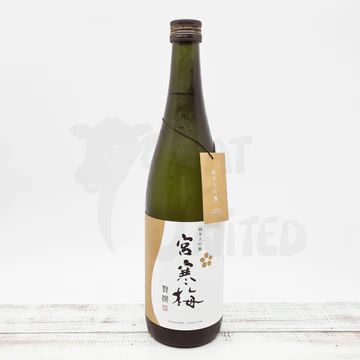 Miyakanbai Junmai Daiginjo Zeisen Kura no Hana Sake