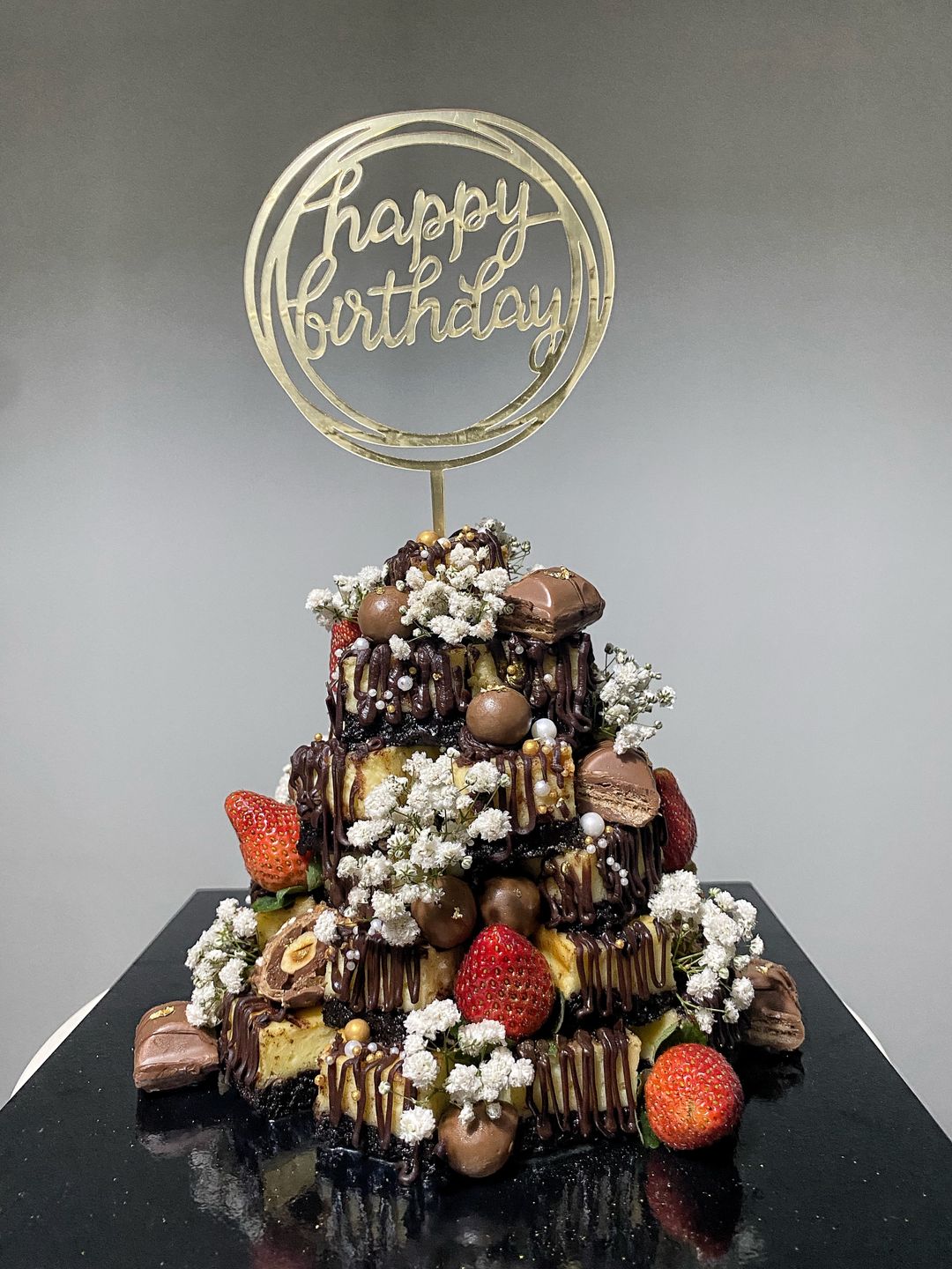 Cheesecake brownies tower