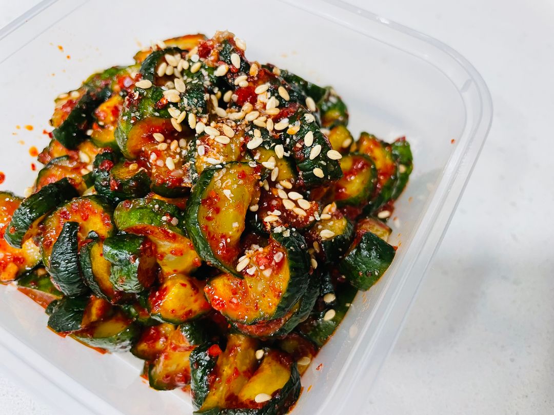 오이무침 Spicy Cucumber Salad