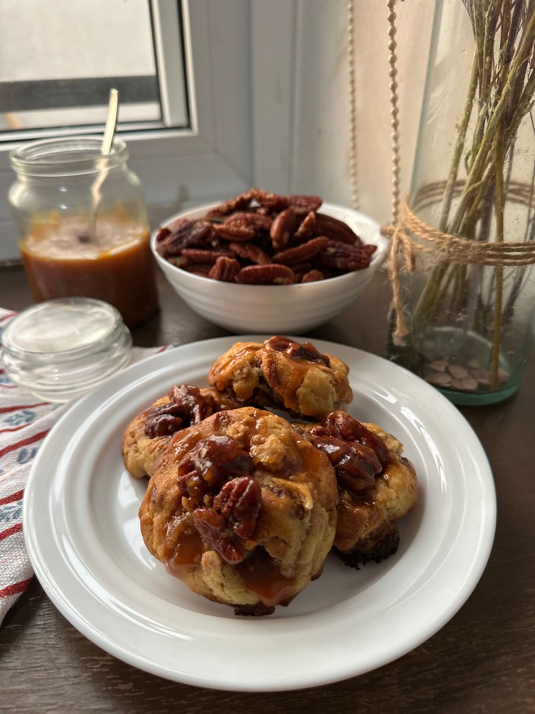 Caramel Pecan Cookies box of 6