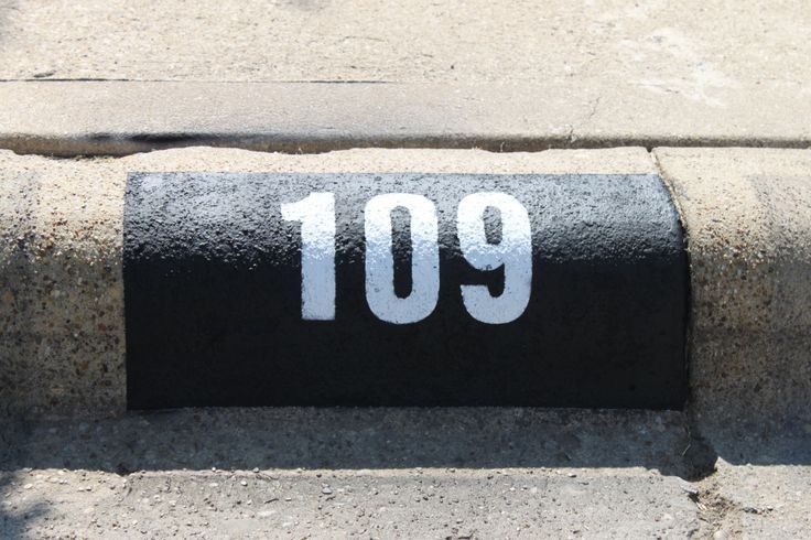 House number (Curb Painting)