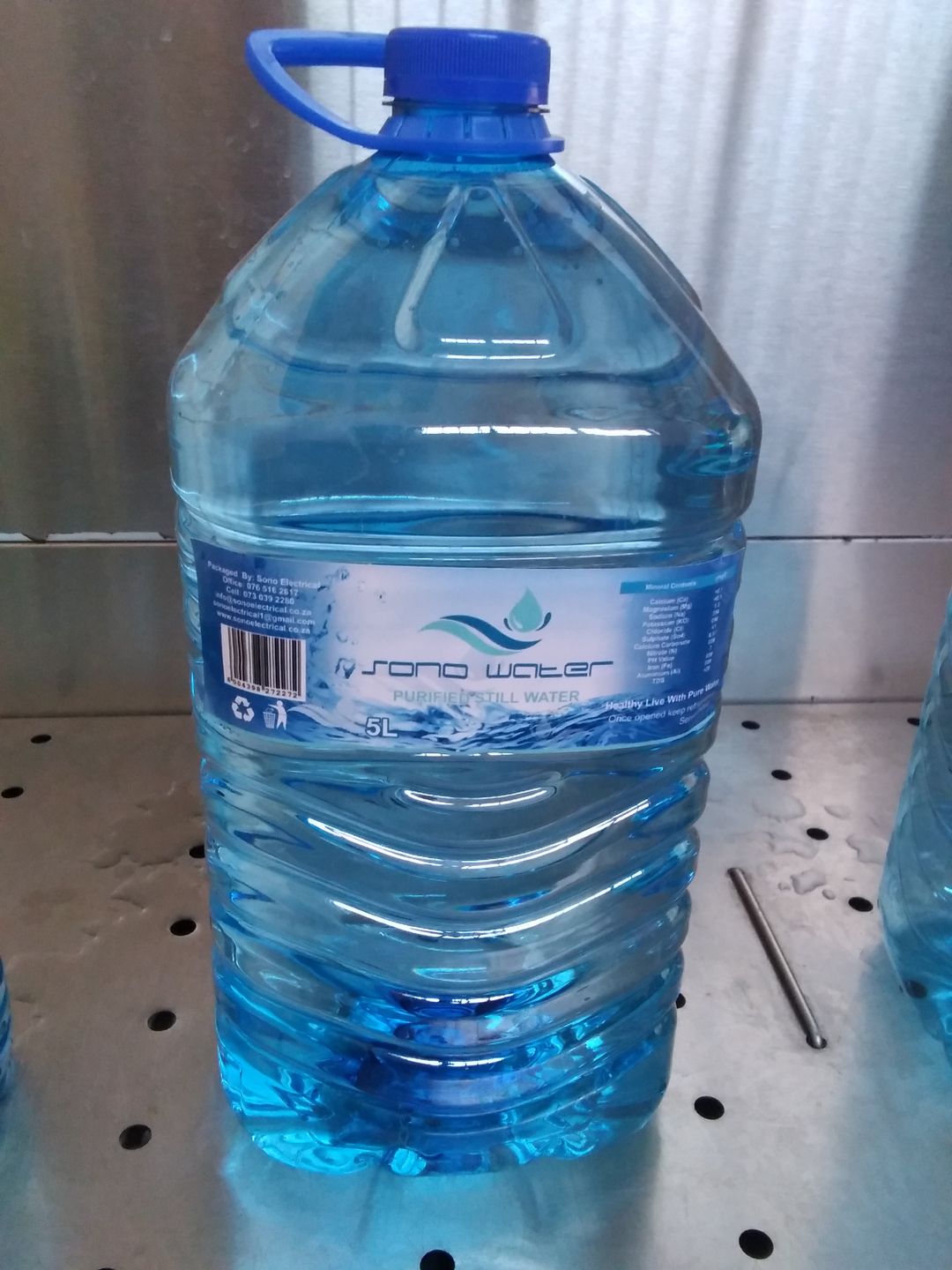 5 litres sono still bottled water