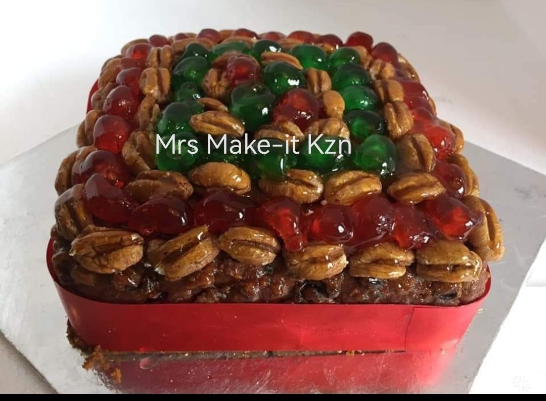 Traditional Brandied Christmas Cakes 