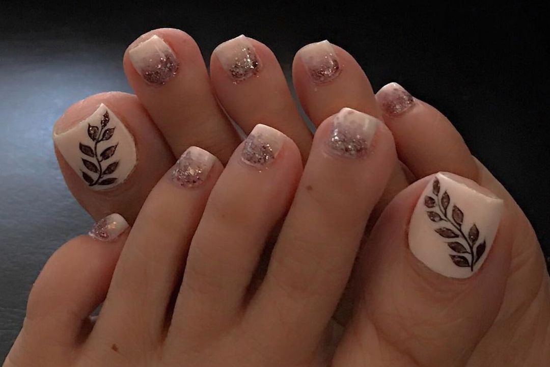 GEL TOES + NAIL ART