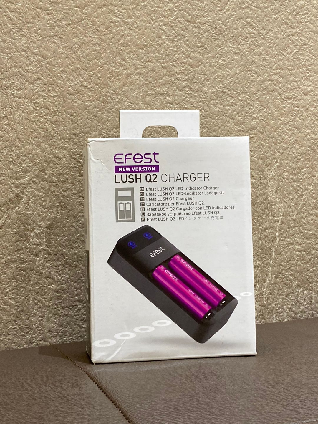 EFEST LUSH Q2 CHARGER