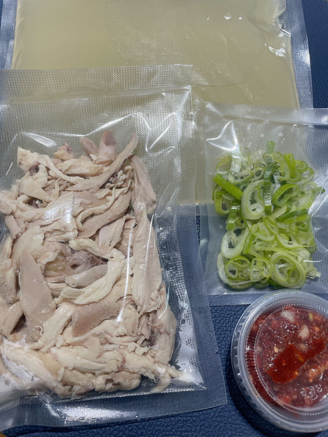 닭곰탕 Clear Chicken Soup