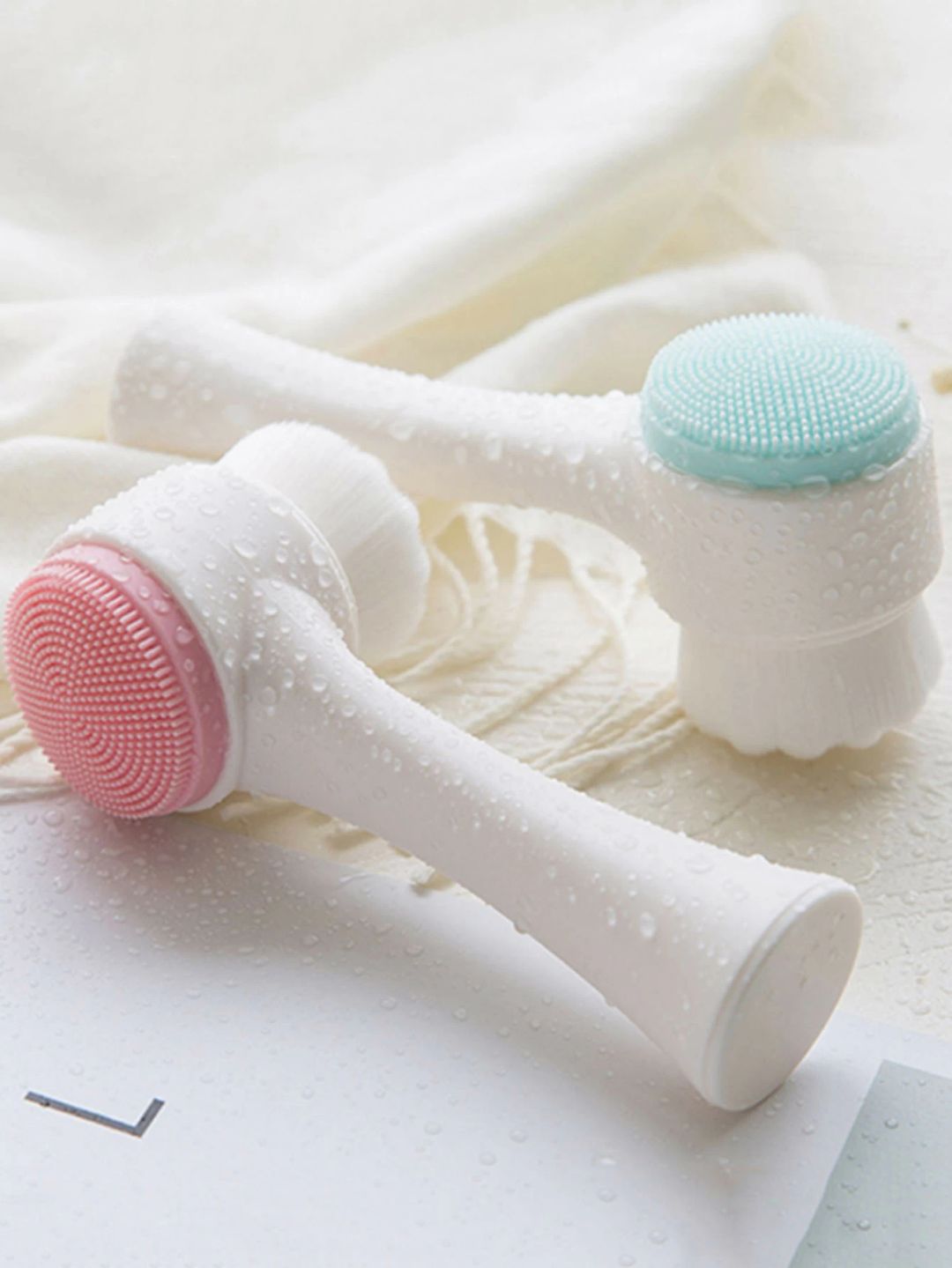 2 In 1 Face Cleansing Brush