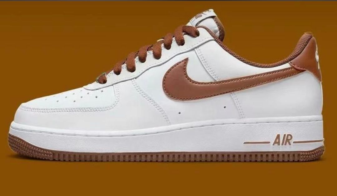 NIKE AIRFORCE 1 - chocolate brown