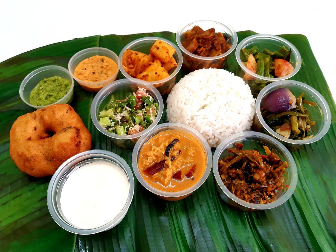 Premium Banana Leaf Set A (5 Veggies & Dhal)