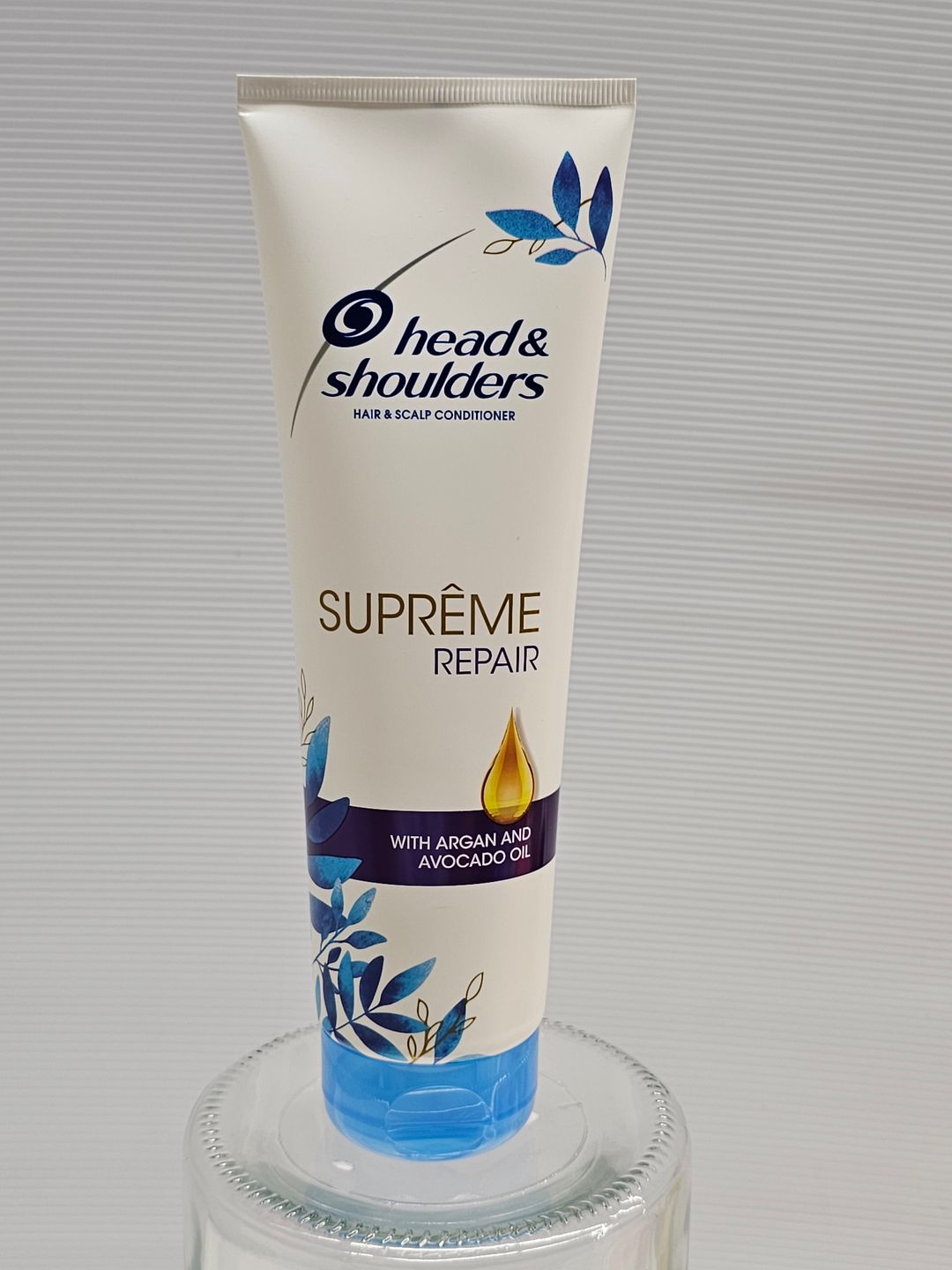 Head & Shoulders  Supreme Repair 275ml