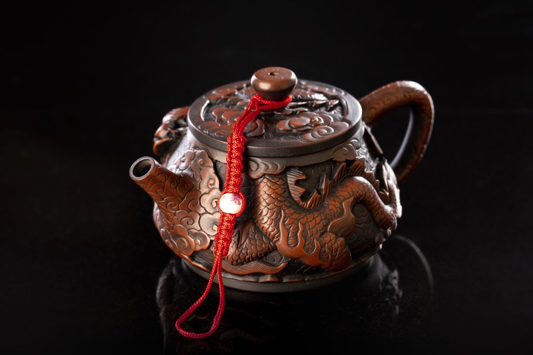 Chinese handmade teapot from Jianshui purple ceramics Dragon