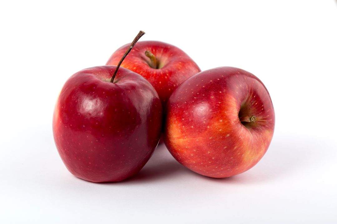 Apples (Tofaa)