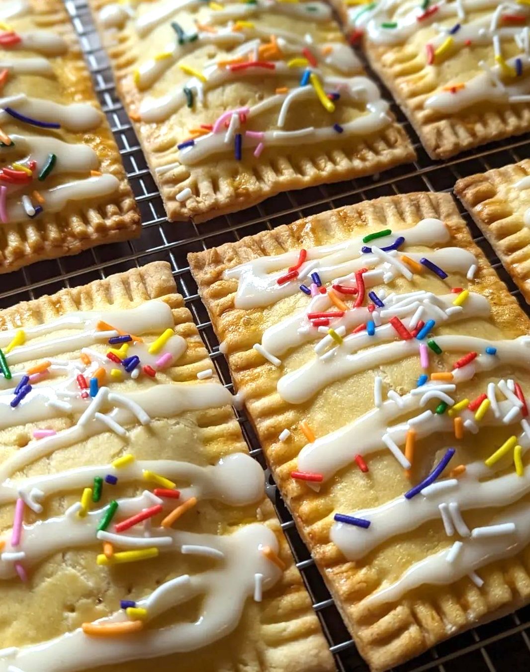 Strawberry Pop Tarts - 1/2 Dozen