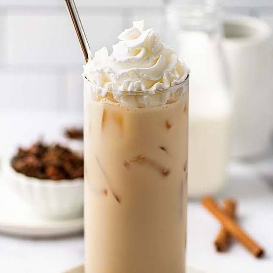 Iced Chai Latte 