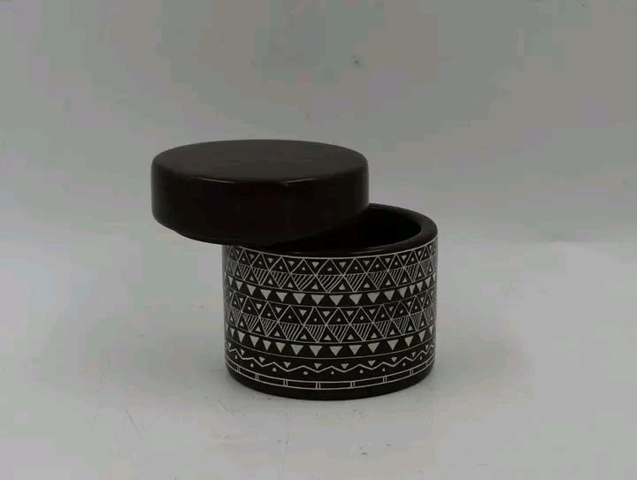 Jewellery round box