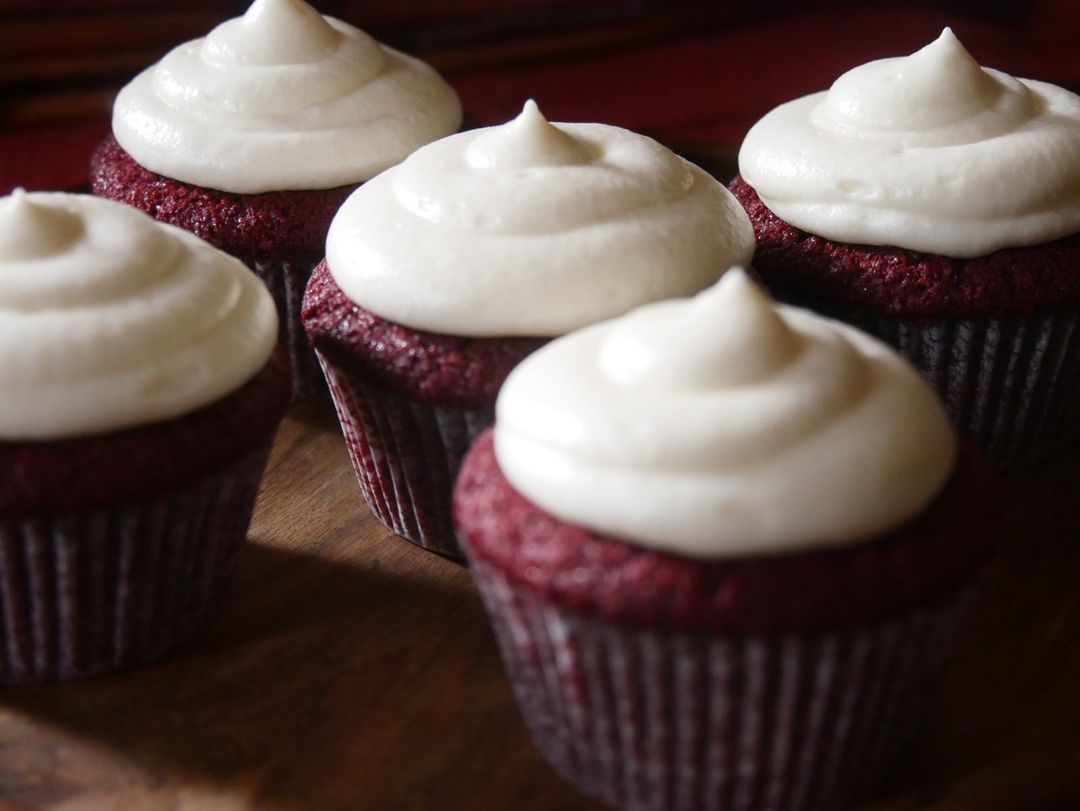 Red Velvet Cream Cheese Cupcakes - 1/2 Dozen