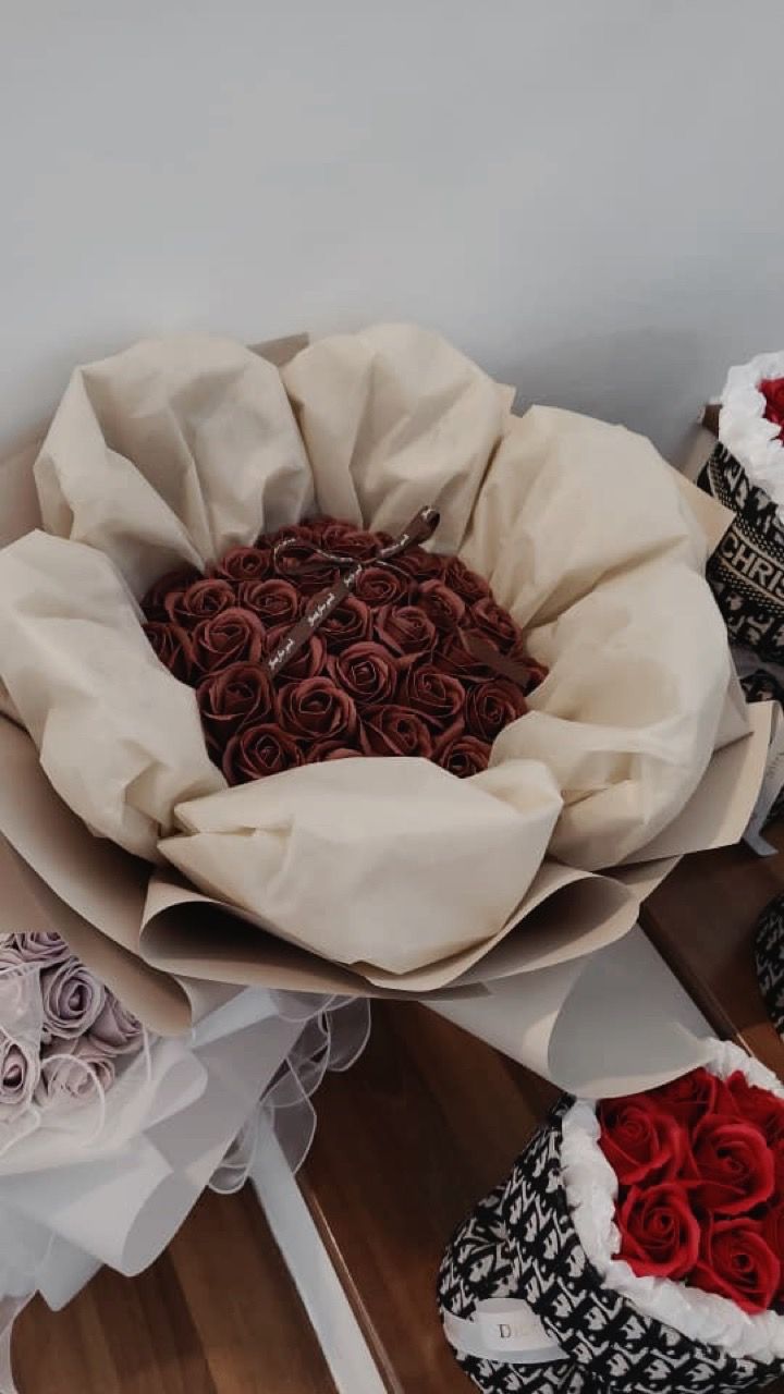 Wildest Dreams (30 Roses)