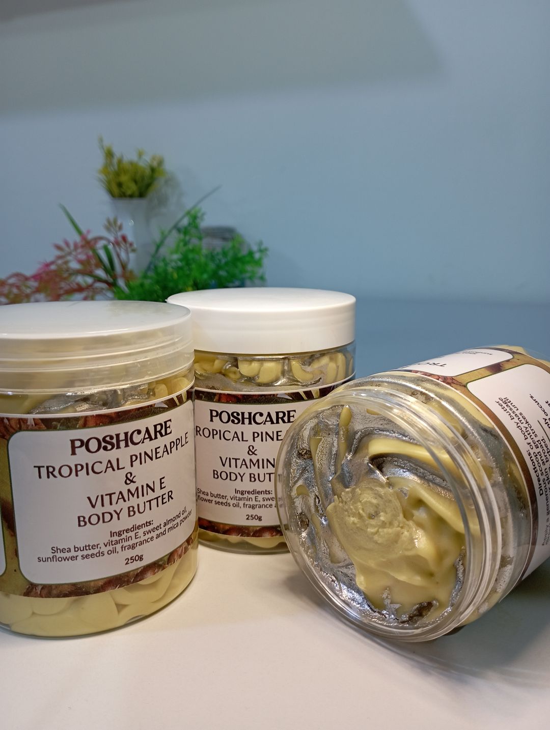 TROPICAL PINEAPPLE & VITAMIN E BODY BUTTER 