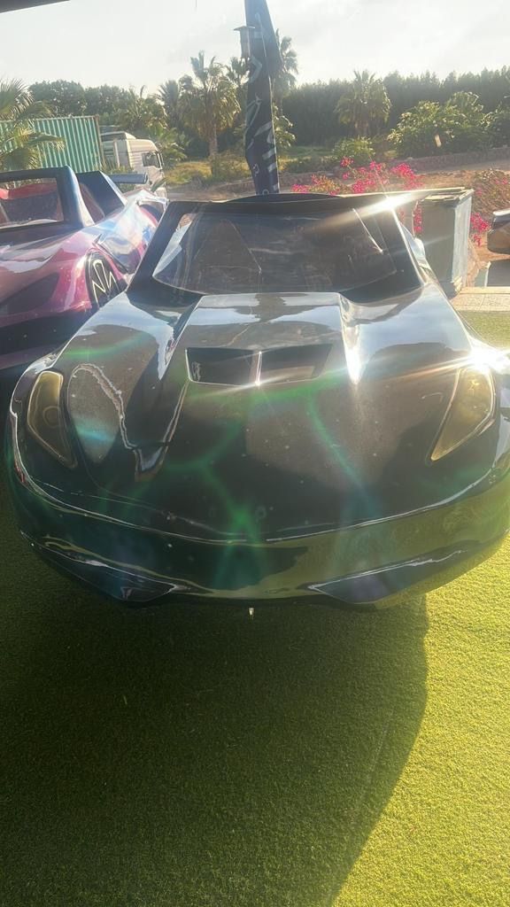 Corvette 2 Seats without Engine 18.000 USD