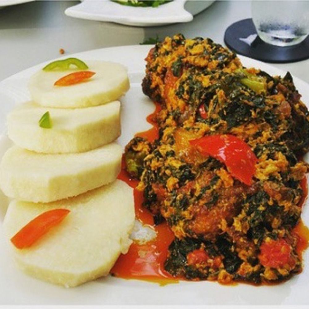 Ampesi (Yam) and Palava Sauce (Kontomire Stew)