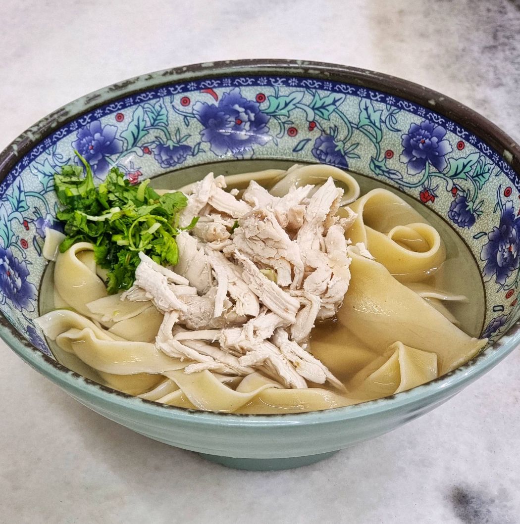 Chicken Daoxiao Noodle 鸡肉刀削面