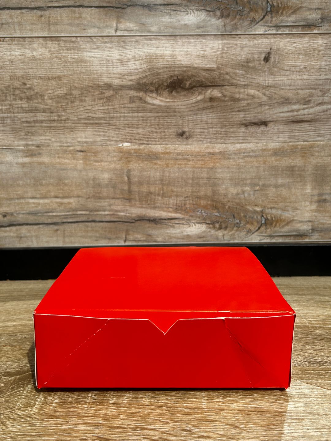 PLAIN RED “ER” TAKEOUT BOXES - 8” x 8” x 3.5” 