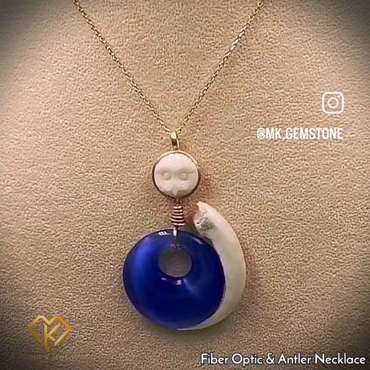  قلادة الألياف الأزرق "اليليكسيت" مع قرن ظبي