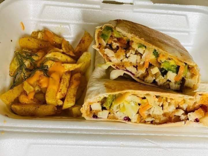 Chicken Wraps and Chips 