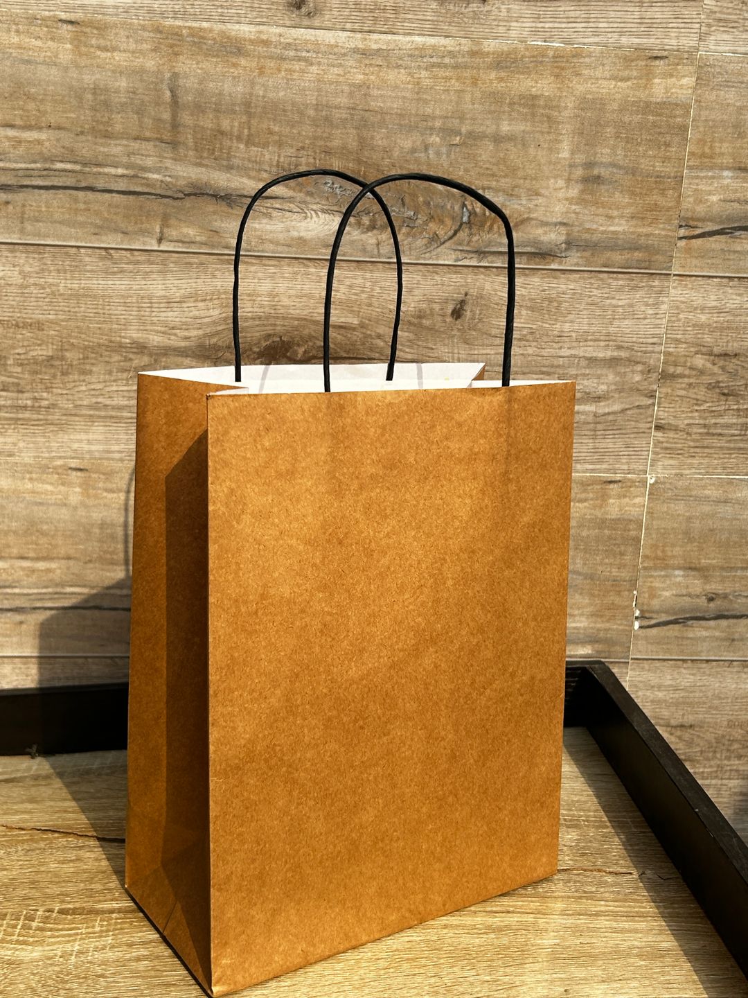 BROWN DELIVERY CARRIER BAGS - 12” x 10” x 5” - CARTON OF 100 BAGS  ( WITH TWIST HANDLES)