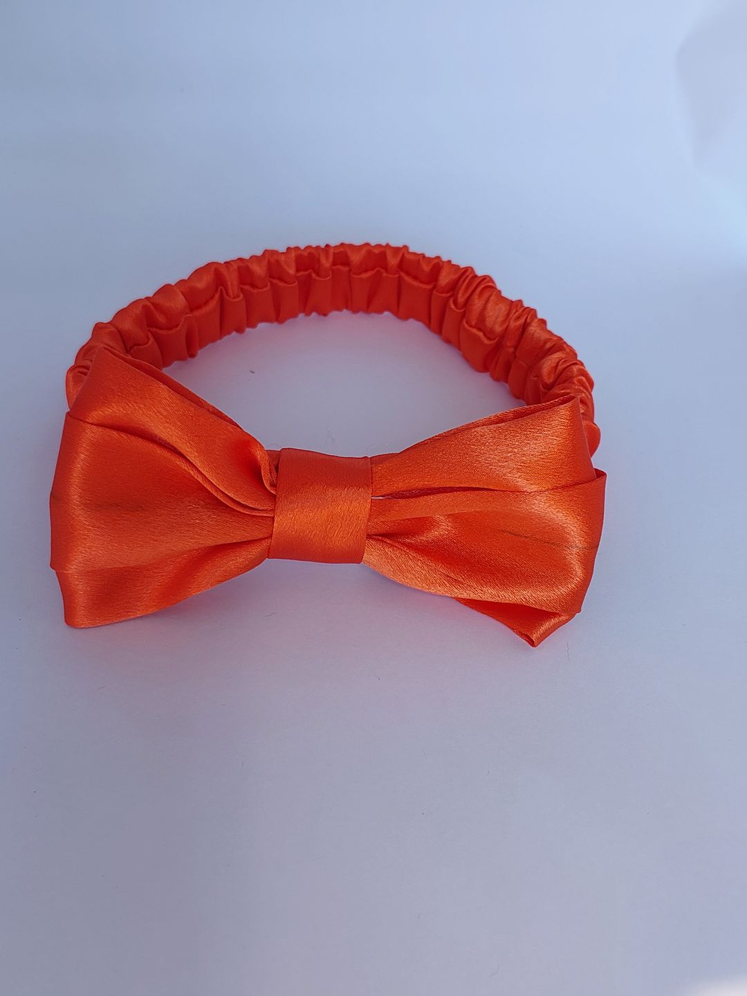 ORANGE BOW BAND