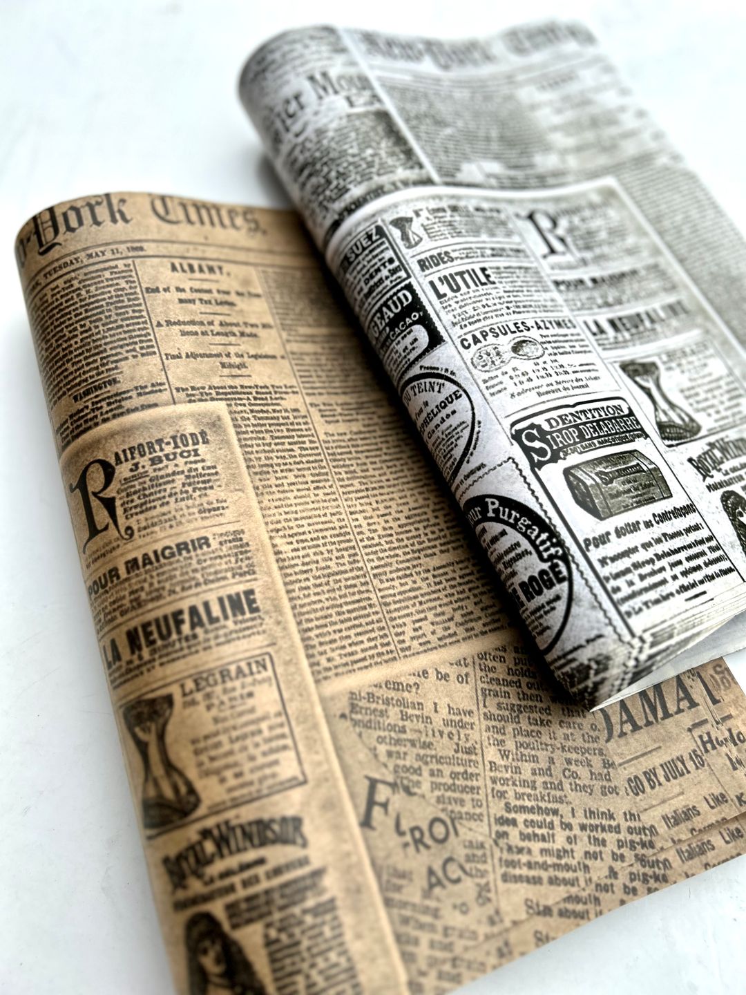 NEWSPAPER PRINTS DELI PAPERS - 12” x 12” / BLACK & BROWN - PACK OF 100 SHEETS