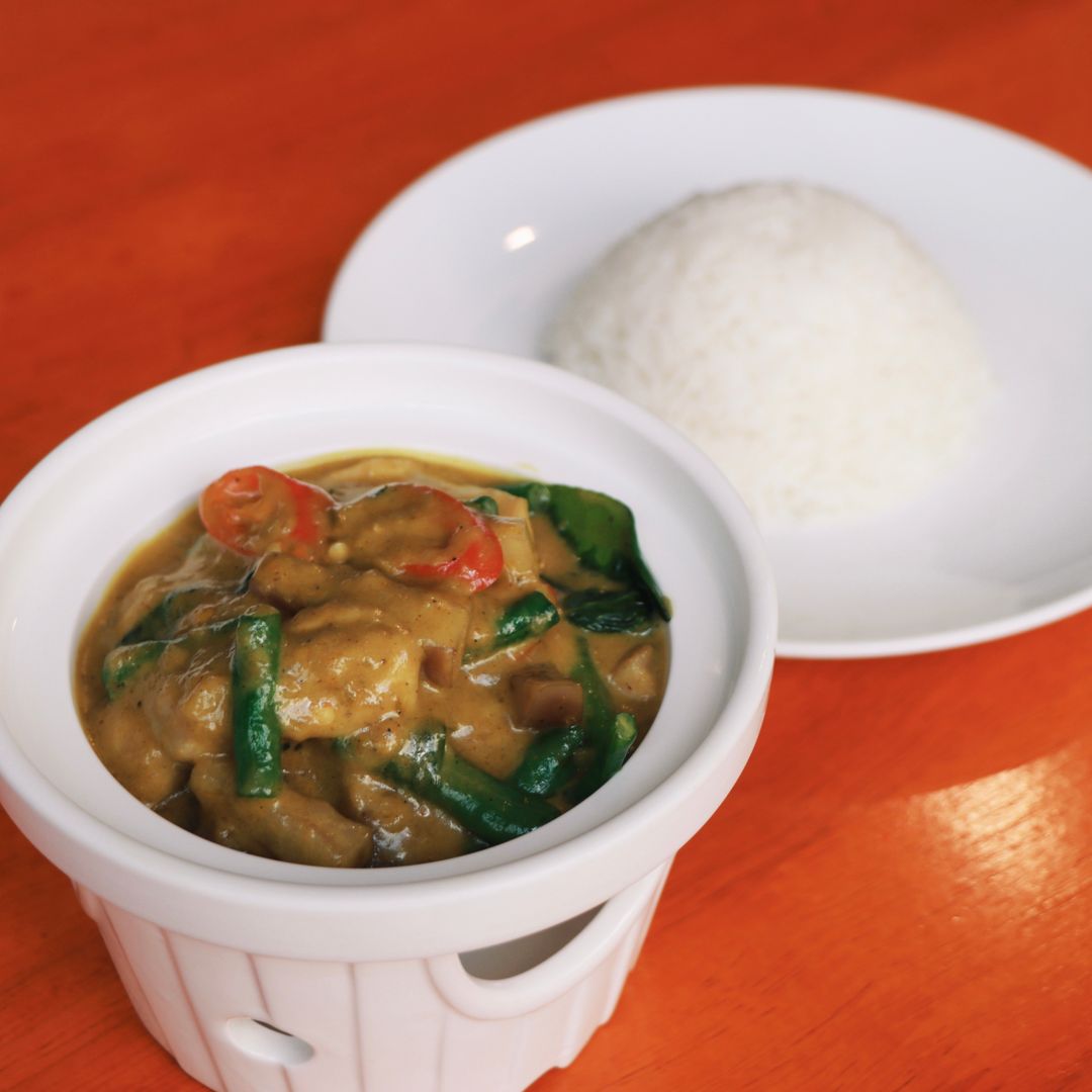 Thai Green Curry Chicken with Rice