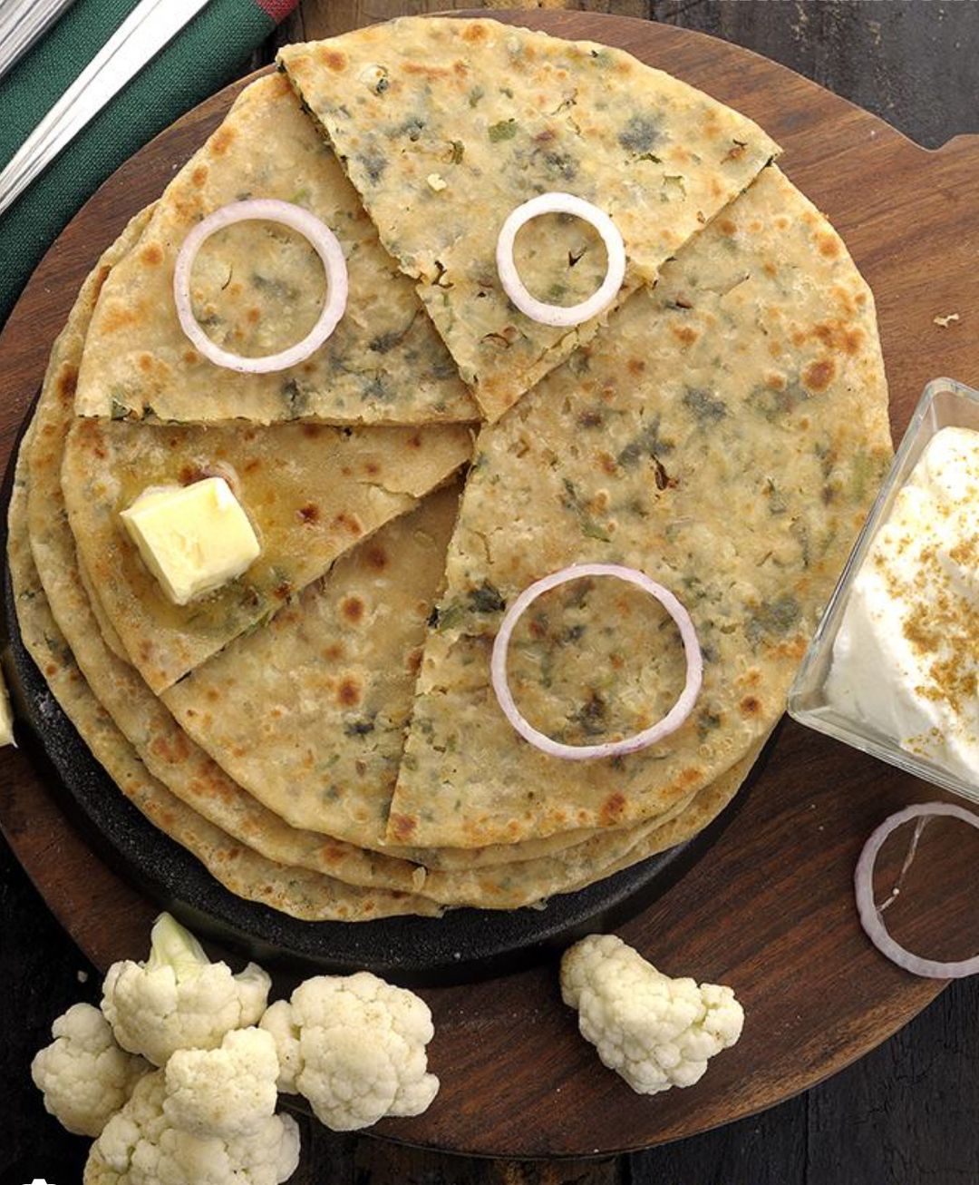 Gobi parantha -3pcs with mint chutney and Pickle